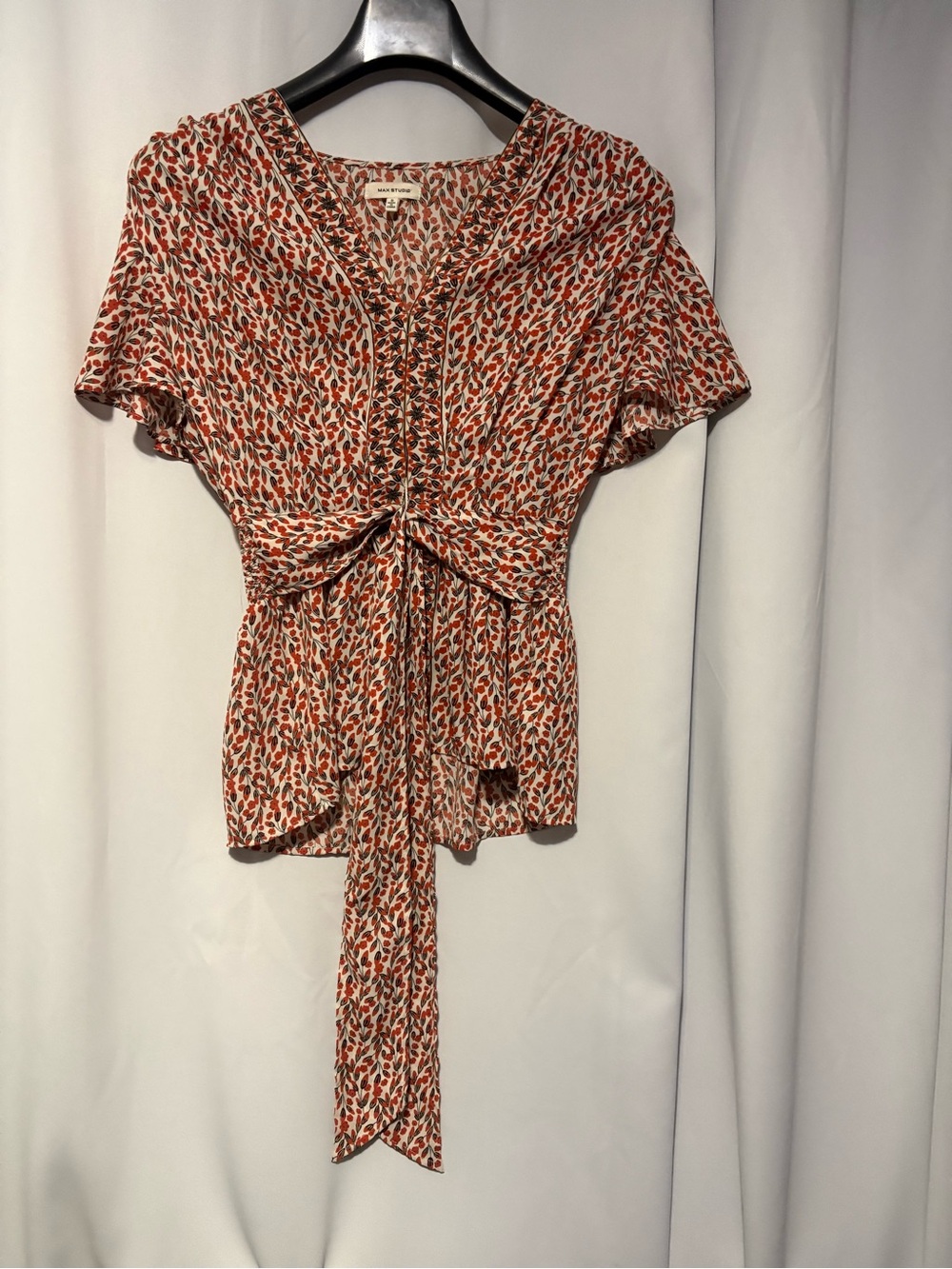 Max Studio Rust and Cream Tie-Front Leaf Print Blouse